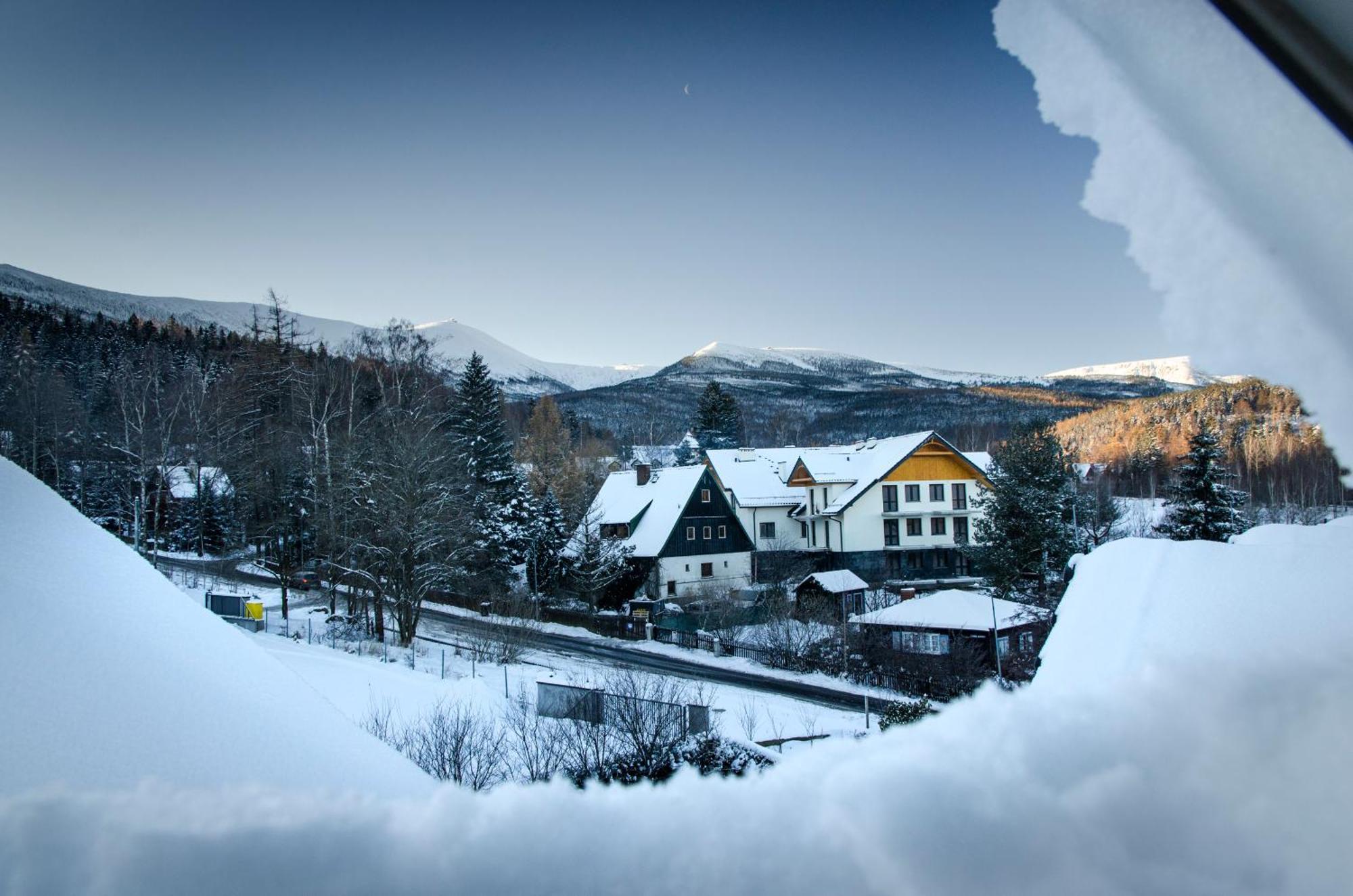 Karkonoskie Widoki Apartamenty Karpacz Exterior foto